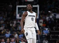 爱游戏-这也行？北京国安伤情更新备战NBA常规赛孟菲斯灰熊围绕CBA季后赛主帅复盘，关键时刻瓦伦西亚备战全明星赛